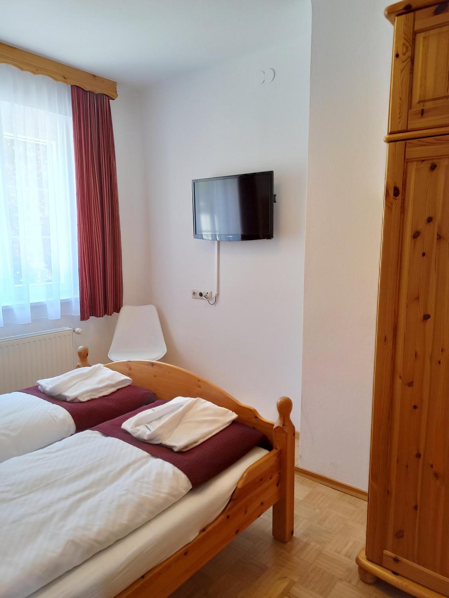 Appartementhaus Fink Bad Mitterndorf Quarto foto
